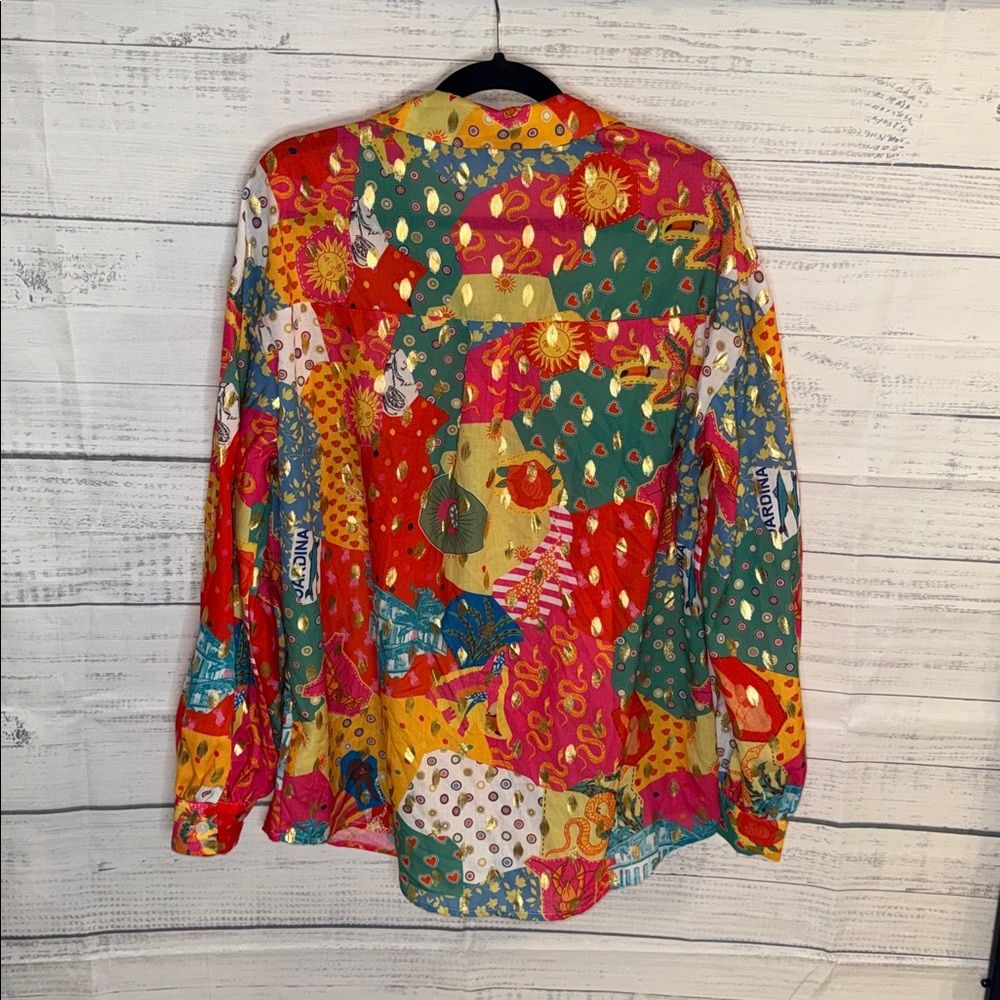 NWOT Women’s Multi-Color Printed Button-Up Blouse - Picture 6 of 9